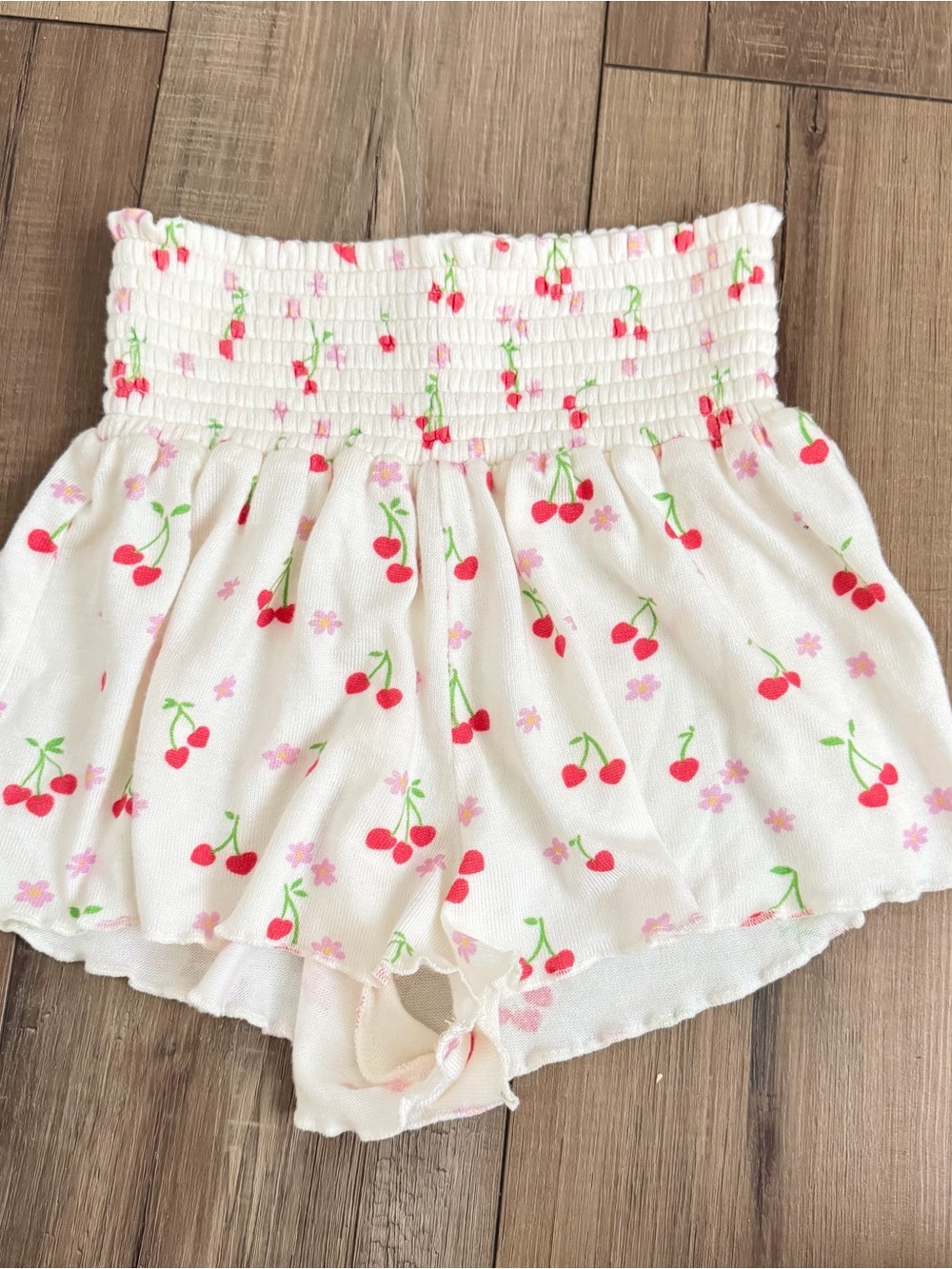 Beach bunny knit Mai Lounge Short - Cherry Crush - Picture 2 of 6